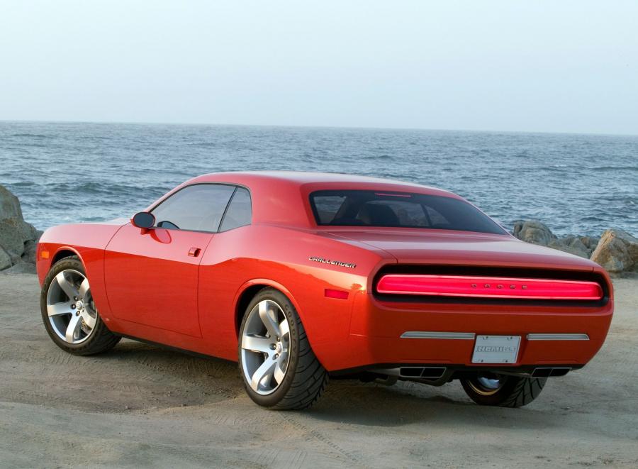  Dodge Challenger 2006 года  (фото 40 из 57)